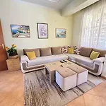 Four Seasons Apartament Golem (Tirana)