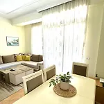Four Seasons Apartament