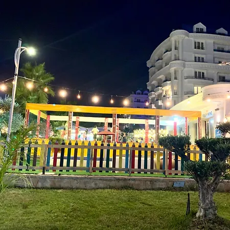 Four Seasons Apartament Golem (Tirana)