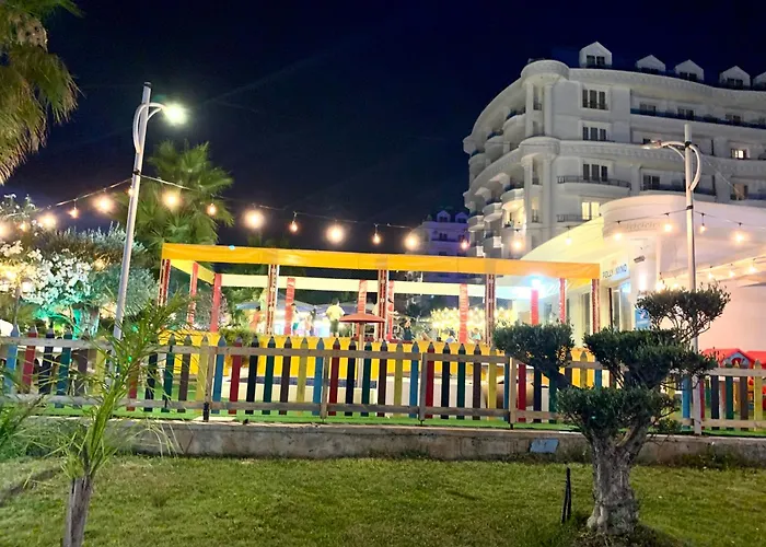 Four Seasons Apartamento Golem (Tirana)